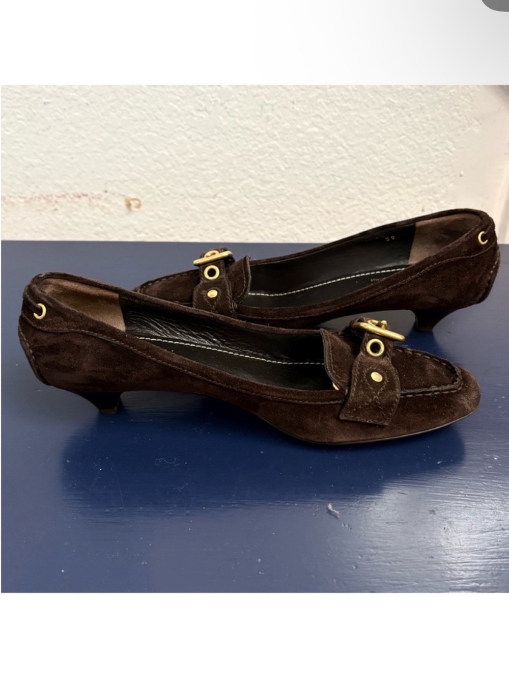 The Original Car Shoe Brown Suede Kitten Heel Loafers with Gold Accent Size 39